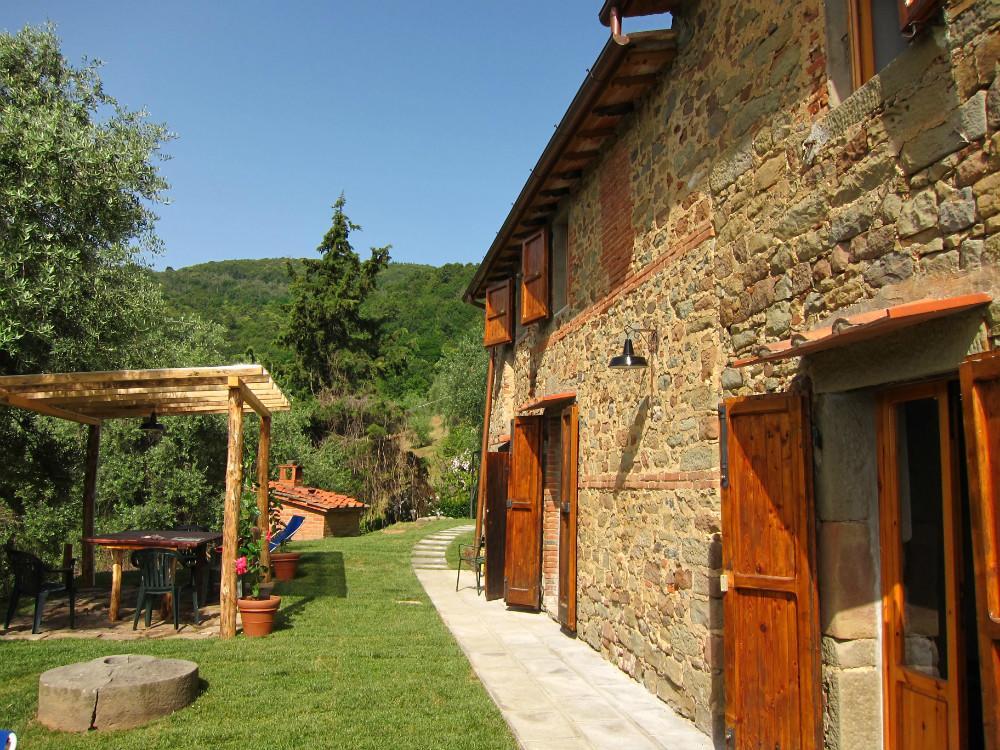 Fattoria Di Pietrabuona Apartment เปสเชีย ภายนอก รูปภาพ