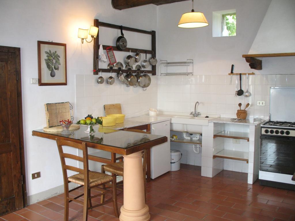 Fattoria Di Pietrabuona Apartment เปสเชีย ภายนอก รูปภาพ