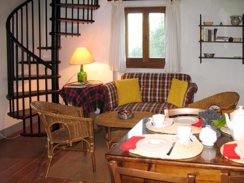 Fattoria Di Pietrabuona Apartment เปสเชีย ภายนอก รูปภาพ